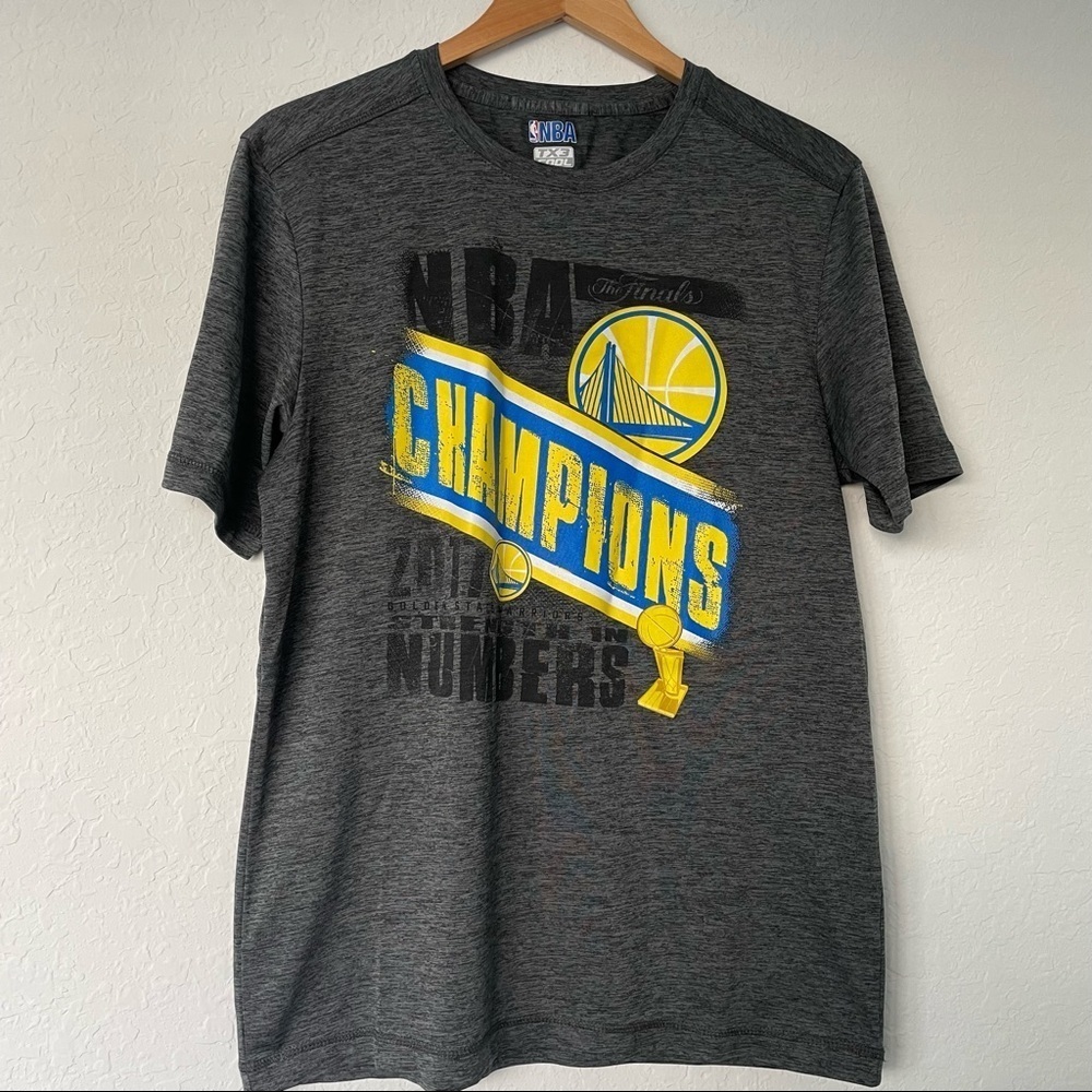 Golden State Warriors Champs 2017 T Shirt Men's Sz MED Gray TX3 Cool Athletic​‎